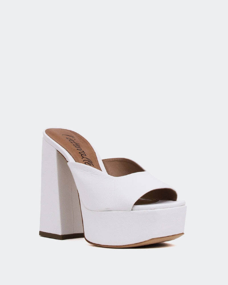 Asador, White Leather/Cuir Blanc