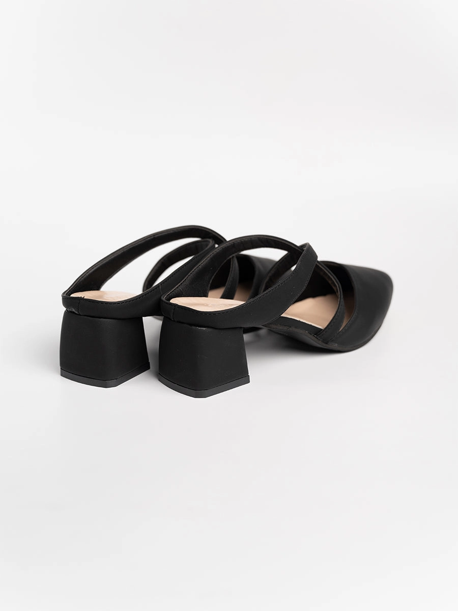 BASIC Aurel Cross Mid Heels