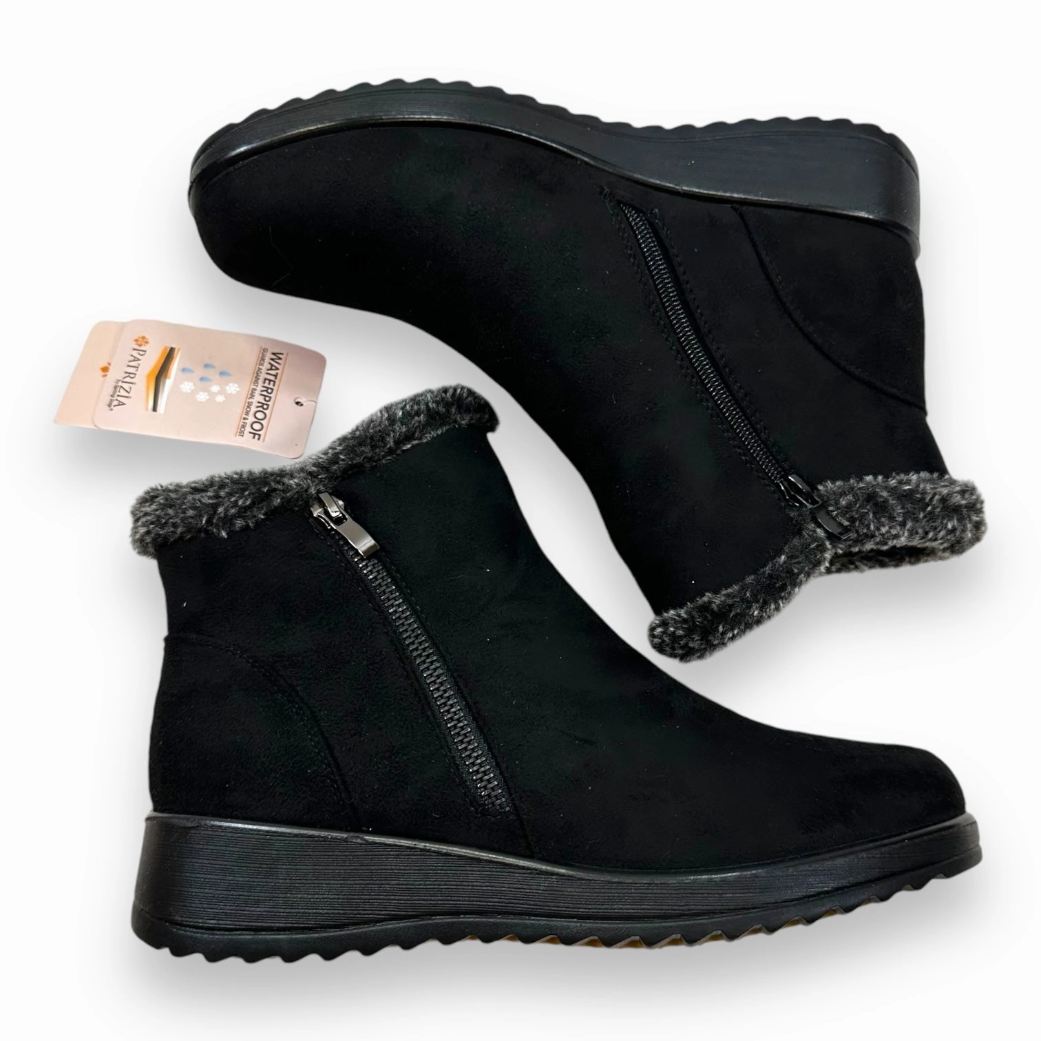 Boots Ankle Flats By Clothes Mentor In Black, Size: 5.5