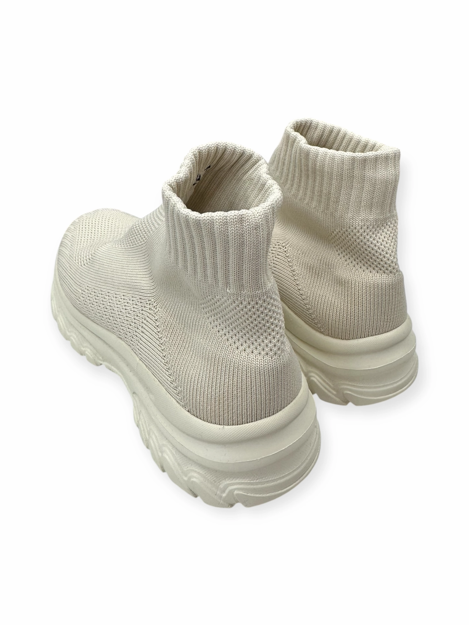 Boots Ankle Flats By Clothes Mentor In Cream