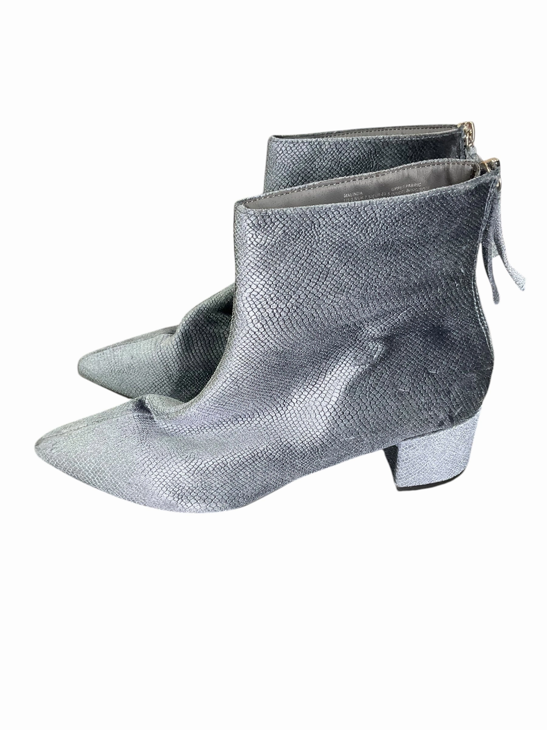 Boots Ankle Heels By Justfab In Blue, Size: 9.5