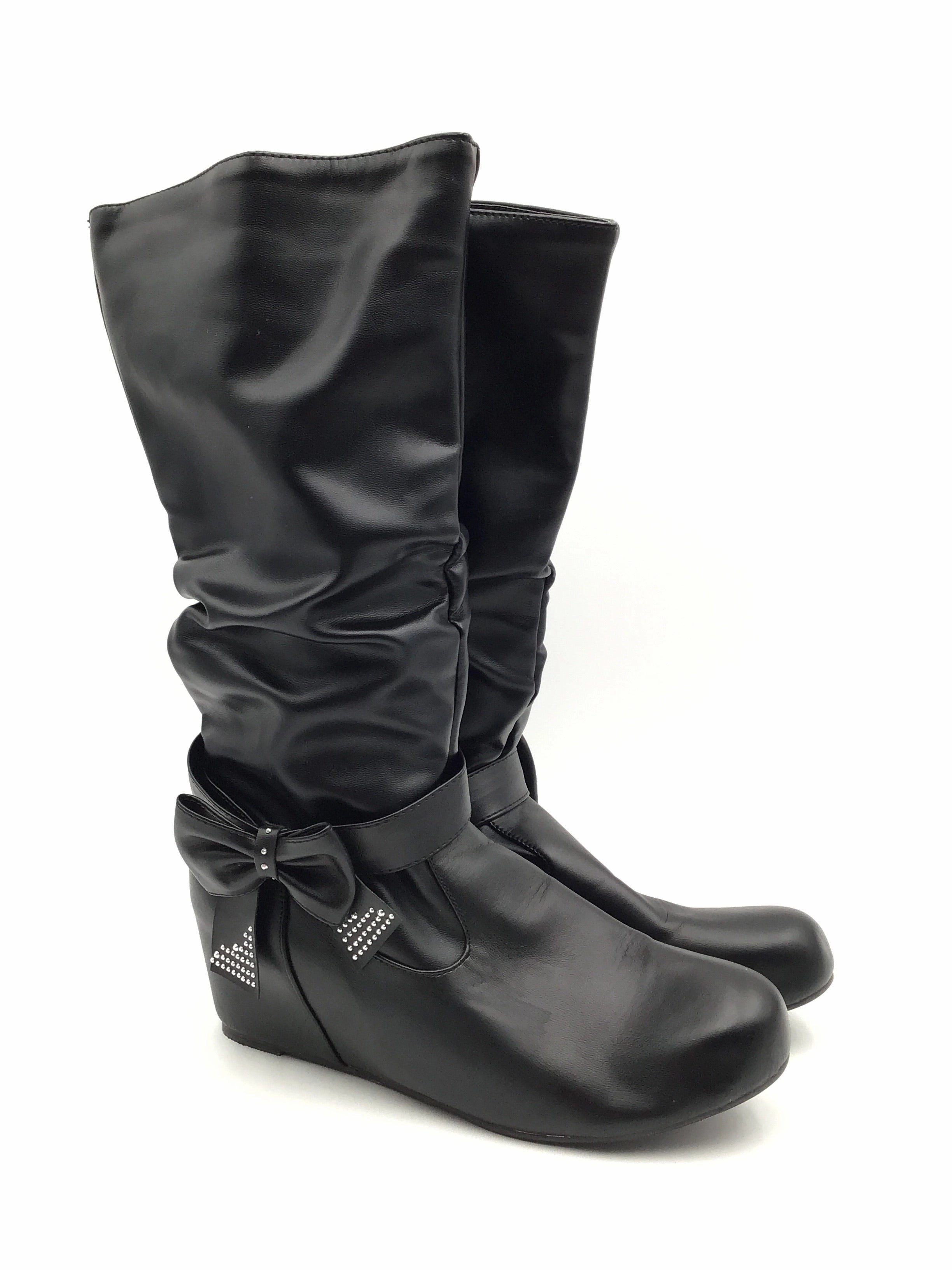 Boots Knee Flats By Clothes Mentor In Black, Size: 9.5