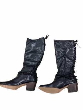 Boots Knee Heels By Cmb  Size: 10