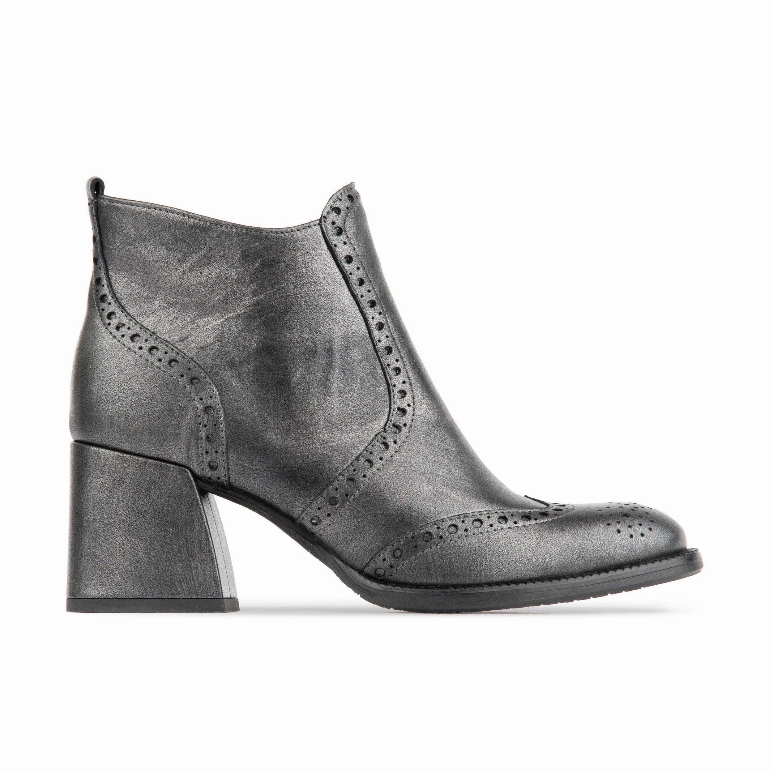 Chloe Low - Gunmetal Grey