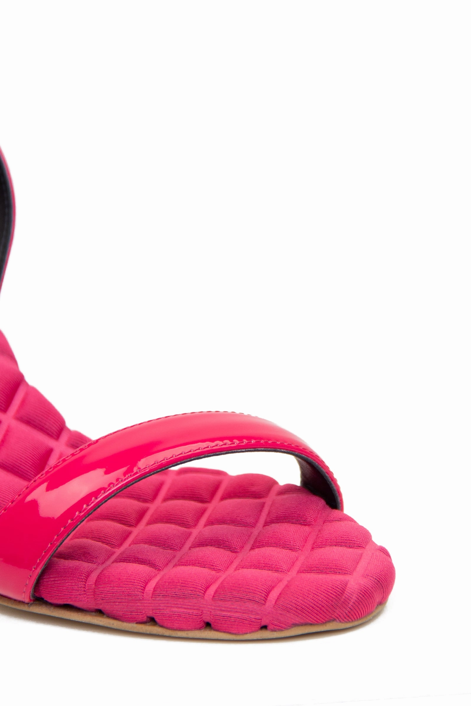 CLAUDIA Fuchsia Patent