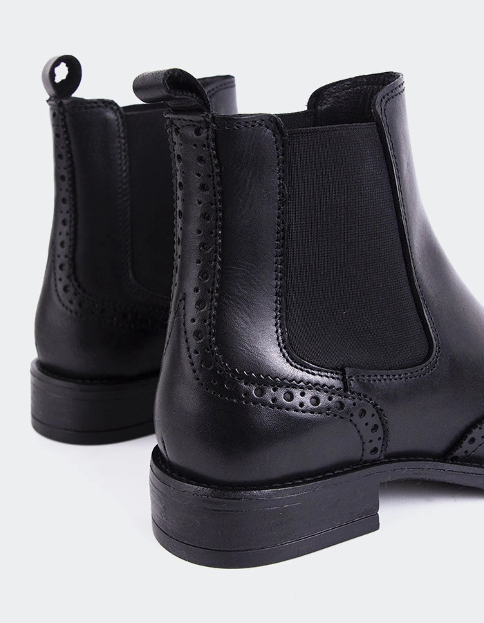 Debree Black Leather