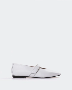 Flordeliz White Leather