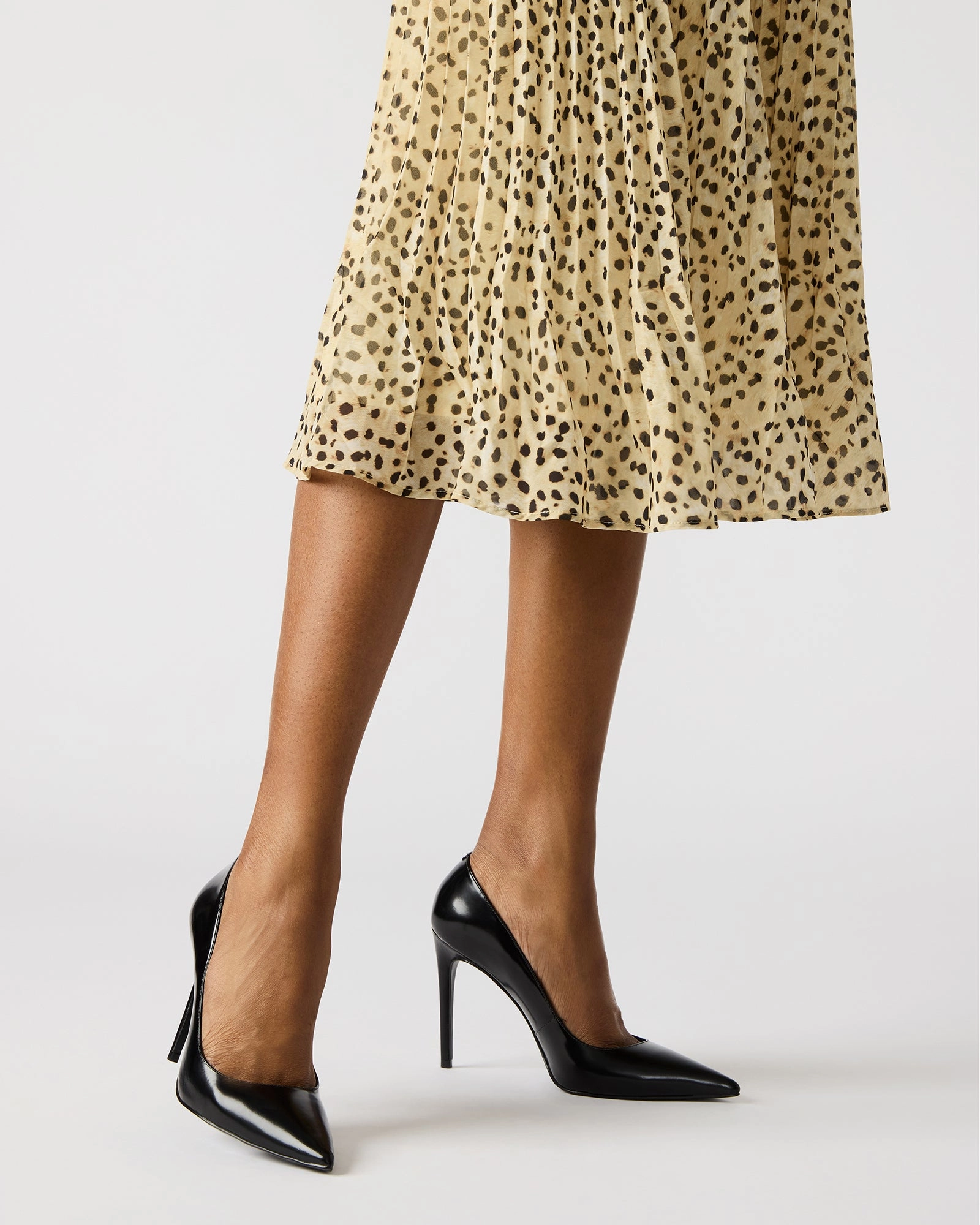 NOIR BROWN COW PRINT