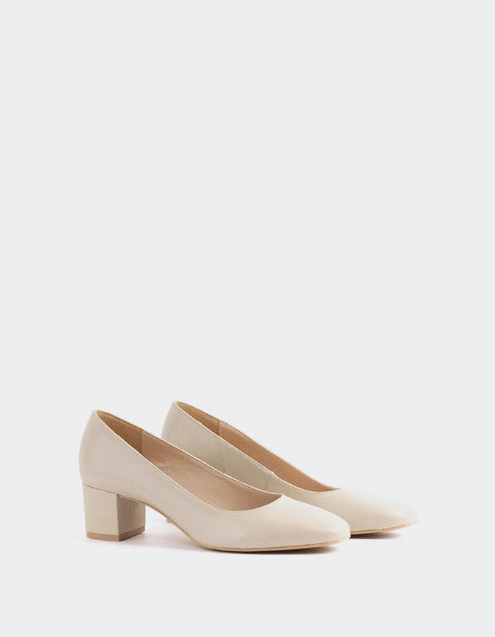 Raynan Beige Leather