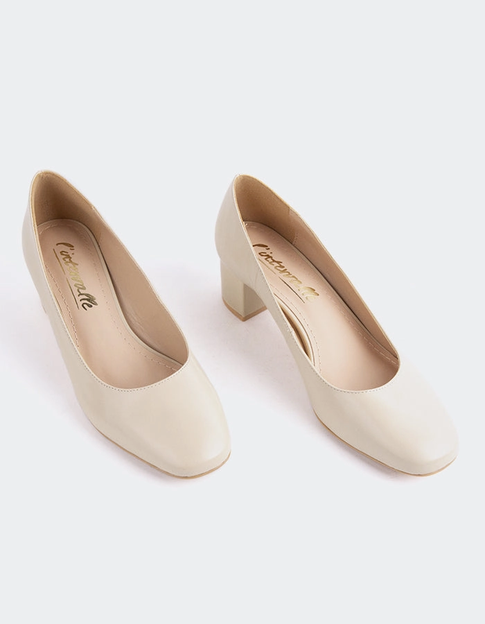 Raynan Beige Leather