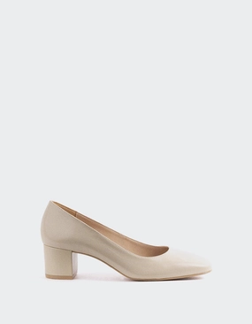 Raynan Beige Leather