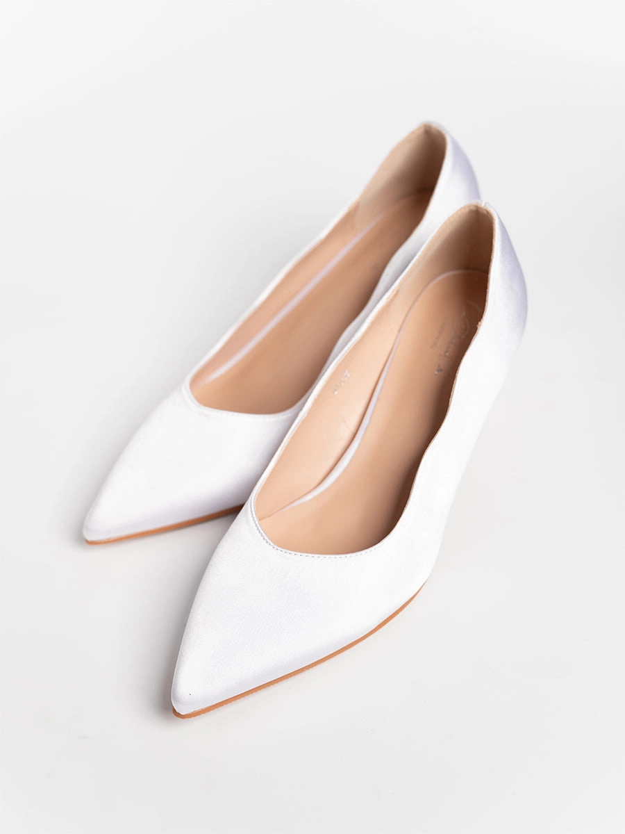 Satin Scallop Pumps