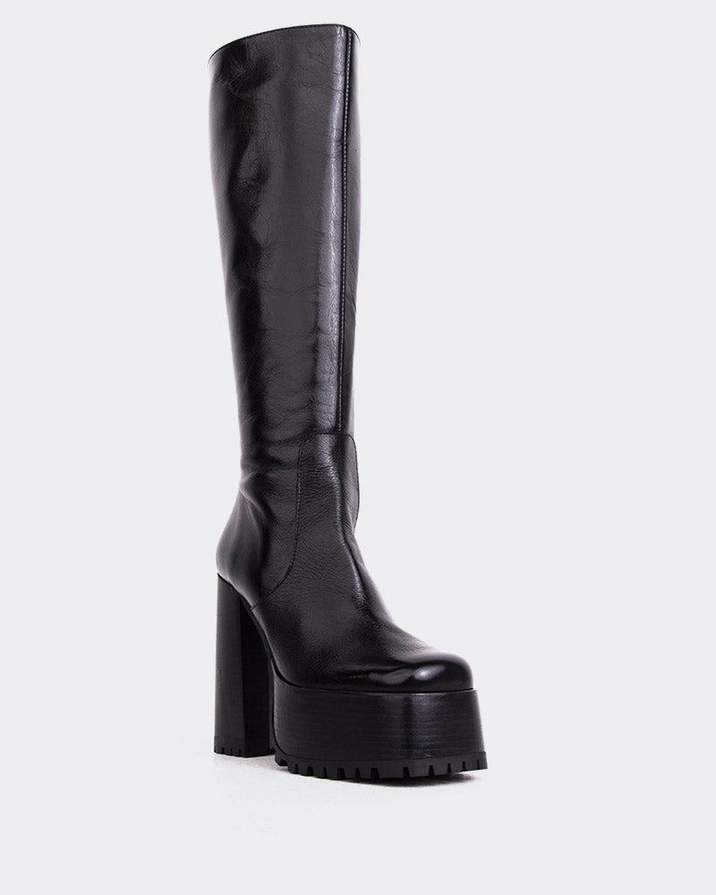 Saylor Black Leather