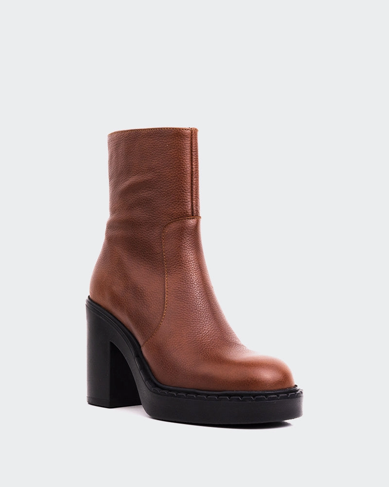 Shivers Tan Leather