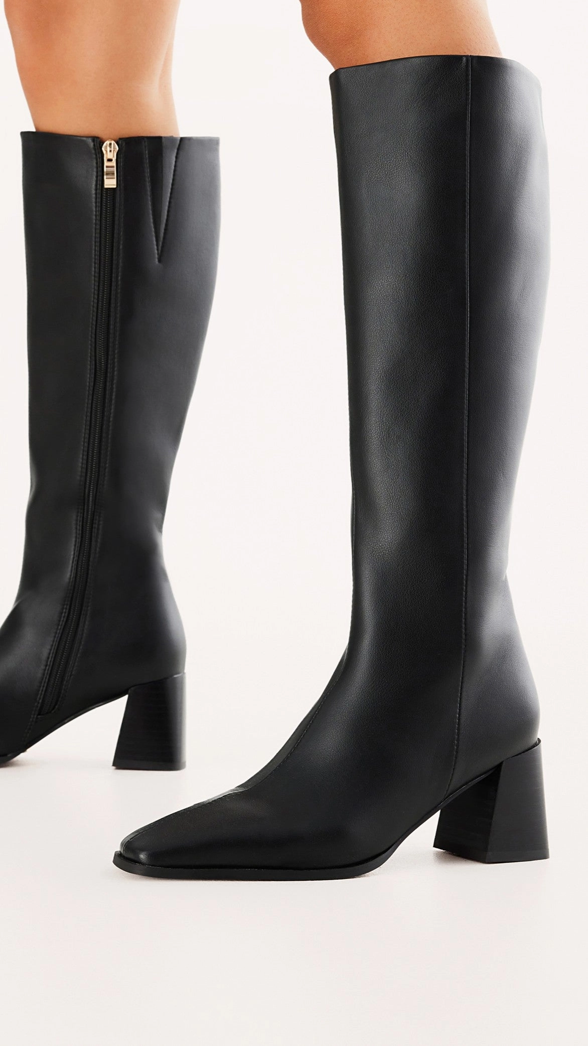 Verneta Boots - Black