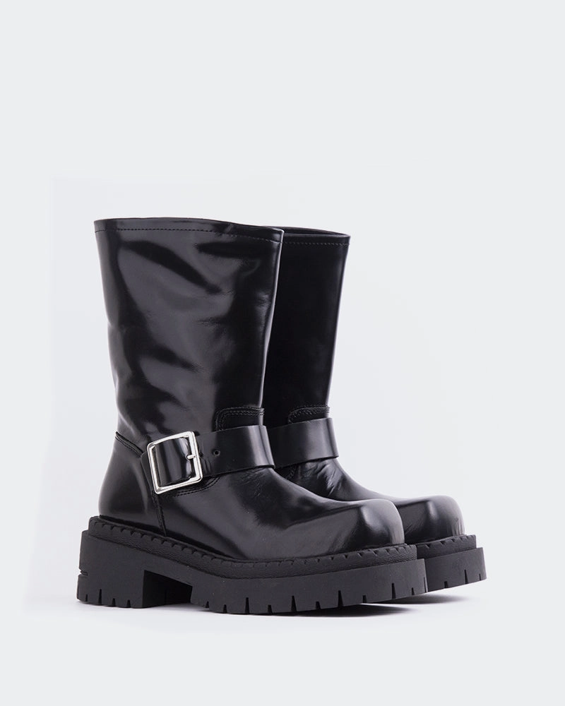 Zaka Black Leather